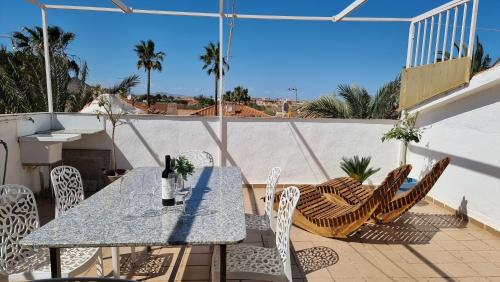 Erkély/terasz, Familia Reunida Costa Cálida (Familia Reunida Costa Calida) in Los Urrutias Erkély/terasz, Familia Reunida Costa Cálida (Familia Reunida Costa Calida) in Los Urrutias