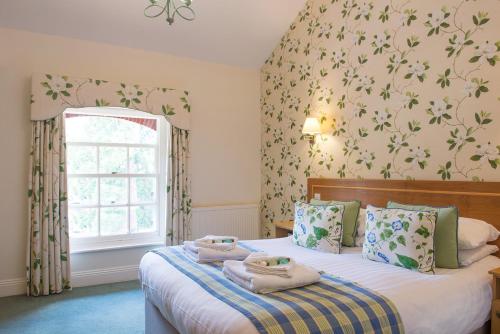 Bartley Lodge Hotel in Cadnam Bartley Lodge Hotel in Cadnam