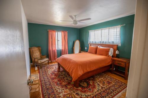 Cozy Home with Downtown View