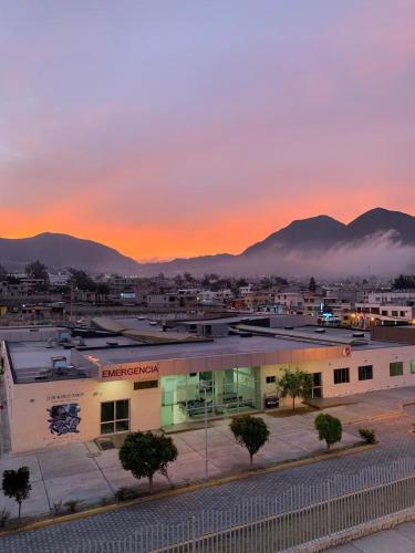 สภาพแวดล้อมโดยรอบ, Dos Hemisferios in ซานอันโตนิโอเดอพิชินชา สภาพแวดล้อมโดยรอบ, Dos Hemisferios in ซานอันโตนิโอเดอพิชินชา