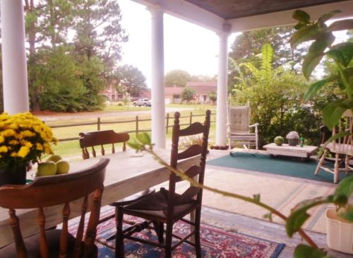 在meiguo.com看到的The Teacherage的介绍图片