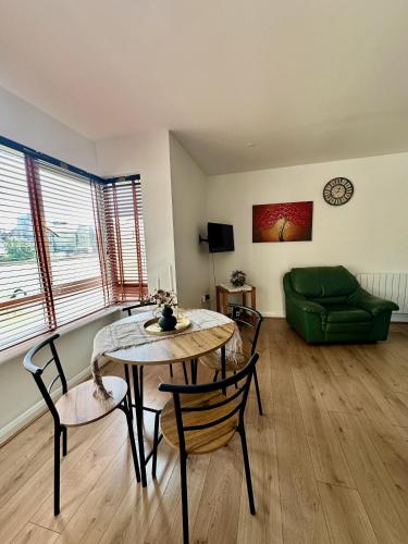 Old Town Apartment in Summerhill Old Town Apartment in Summerhill