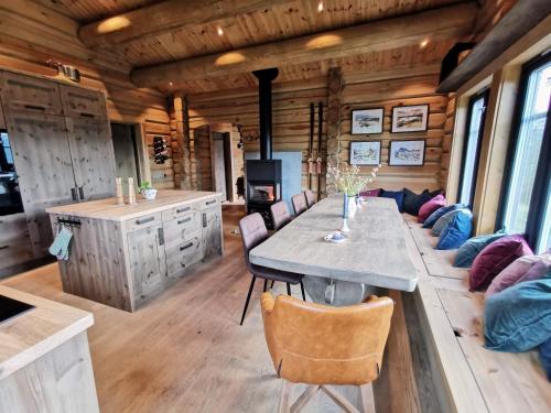 Liaplassen Tømmerhytte in Otta Liaplassen Tømmerhytte in Otta