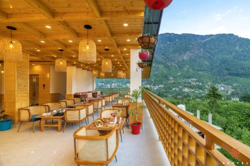 Balcony/terrace, Zostel Old Manali (Goshal Road) in Old Manali Balcony/terrace, Zostel Old Manali (Goshal Road) in Old Manali