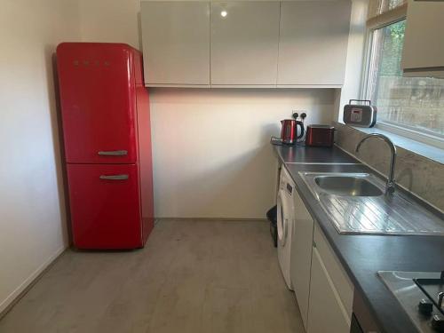 Cheerful 3 bed entire house, newly refurbished in Manchester Cheerful 3 bed entire house, newly refurbished in Manchester