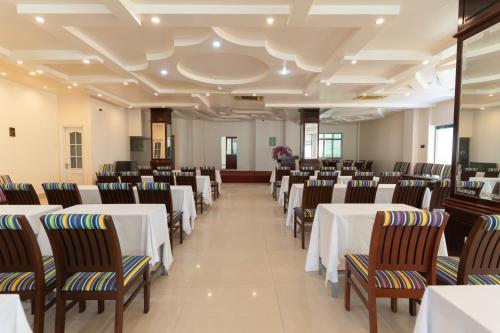 Phúc Đạt Hotel near Back beach Phúc Đạt Hotel near Back beach
