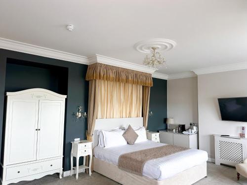 Legends Hotel in Brighton and Hove Legends Hotel in Brighton and Hove