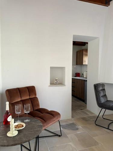 廚房, AROMA DRYOS in 卡托德里斯 廚房, AROMA DRYOS in 卡托德里斯