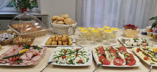 Alimentos e Bebidas, Zaleze in Zaleze Alimentos e Bebidas, Zaleze in Zaleze
