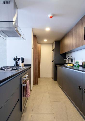 Kitchen, SANTA FE Red Beautiful Apartment! in Cuajimalpa Kitchen, SANTA FE Red Beautiful Apartment! in Cuajimalpa
