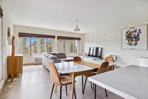 Facilities, Appartement de Messugues - Appt standing vue mer in Vallon de Coste Facilities, Appartement de Messugues - Appt standing vue mer in Vallon de Coste