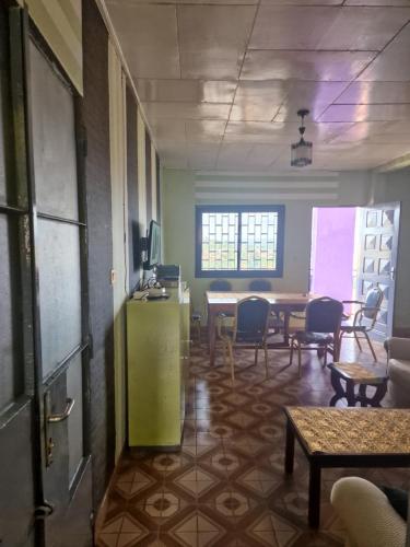 Bel Appartement 2 chambres meublé à Bafoussam (Bel Appartement 2 chambres meuble a Bafoussam) in Бафоссам Bel Appartement 2 chambres meublé à Bafoussam (Bel Appartement 2 chambres meuble a Bafoussam) in Бафоссам