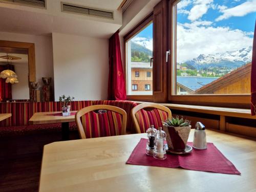 Restaurant, Alpenpension Gastein in Badbruck Restaurant, Alpenpension Gastein in Badbruck