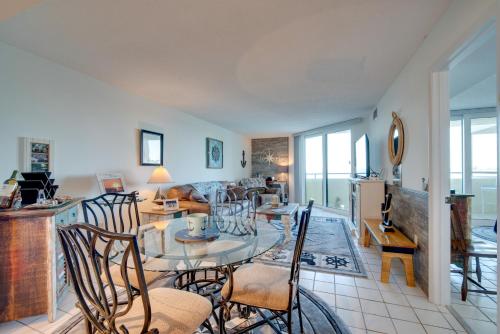 Coastal Hudson Condo with Gulf Front Views! in Hudson (FL) Coastal Hudson Condo with Gulf Front Views! in Hudson (FL)