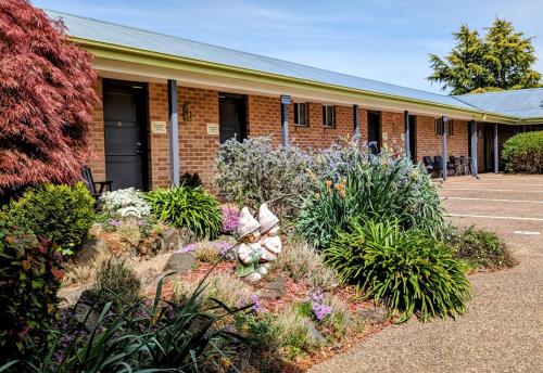 Garden, Highlands Motor Inn in Oberon Garden, Highlands Motor Inn in Oberon