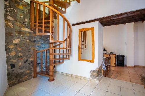 المرافق, Billy's Stonehouse in Varella المرافق, Billy's Stonehouse in Varella