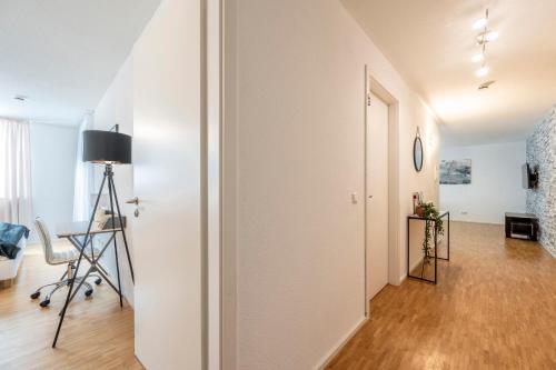 Létesítmények, EXQUIS 2BR Design Apartment LOUIS I Parking I Balcony I Mercedes-Benz I Family-friendly in Boblingen Városközpont Létesítmények, EXQUIS 2BR Design Apartment LOUIS I Parking I Balcony I Mercedes-Benz I Family-friendly in Boblingen Városközpont