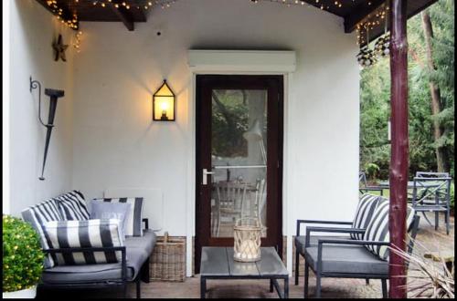 Magical Cottage in the woods in Baarn Magical Cottage in the woods in Baarn
