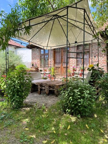 Old Court in Curtea De Arges Old Court in Curtea De Arges