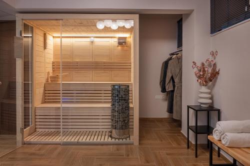 桑拿, IRA - ΗΡΑ Hotel in 卡拉馬塔 桑拿, IRA - ΗΡΑ Hotel in 卡拉馬塔