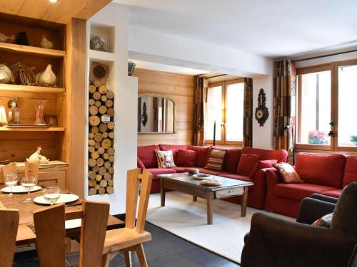 Appartement familial 12 pers. avec balcon, cheminee, proche pistes et commerces a Meribel - FR-1-180 in Meribel Appartement familial 12 pers. avec balcon, cheminee, proche pistes et commerces a Meribel - FR-1-180 in Meribel