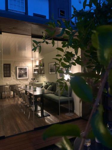 สวน, Casa do Juncal in โอลิเวรา โด กาสเตโล สวน, Casa do Juncal in โอลิเวรา โด กาสเตโล