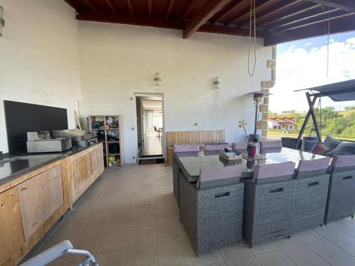 Maison de charme a Bardos, 6 pers, jardin, terrasse couverte, a 15 min de Bayonne - FR-1-495-138 in Bardos Maison de charme a Bardos, 6 pers, jardin, terrasse couverte, a 15 min de Bayonne - FR-1-495-138 in Bardos