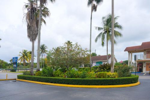 Exterior view, Fairway Inn Florida City in Florida City (FL) Exterior view, Fairway Inn Florida City in Florida City (FL)