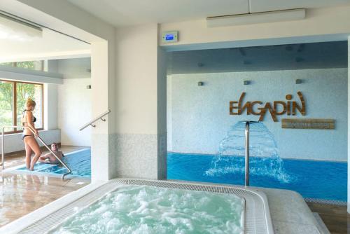 熱水浴缸, Domecheck Boží Dar (Domecheck Bozi Dar) in 博日達爾 熱水浴缸, Domecheck Boží Dar (Domecheck Bozi Dar) in 博日達爾