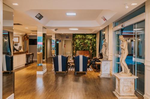 Фойє, Hotel Himmelblau in Блуменау Фойє, Hotel Himmelblau in Блуменау