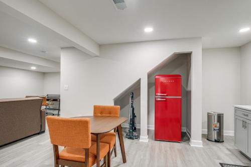 Quaint Stafford Apartment with Electric Fireplace! in 斯塔福德 (VA) Quaint Stafford Apartment with Electric Fireplace! in 斯塔福德 (VA)