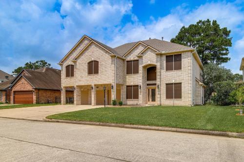 Expansive Home in Humble Near Lake Houston! in 아타스코시타 Expansive Home in Humble Near Lake Houston! in 아타스코시타