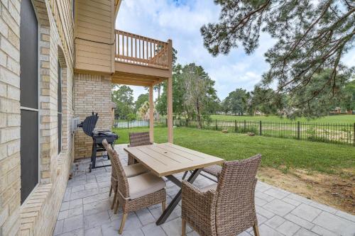 Expansive Home in Humble Near Lake Houston! in 아타스코시타 Expansive Home in Humble Near Lake Houston! in 아타스코시타