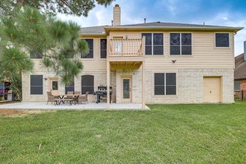 Expansive Home in Humble Near Lake Houston! in Atascocita Expansive Home in Humble Near Lake Houston! in Atascocita