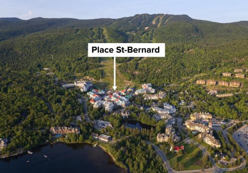 Exterior view, Place Saint Bernard Mont Tremblant in Mont-Tremblant (QC) Exterior view, Place Saint Bernard Mont Tremblant in Mont-Tremblant (QC)