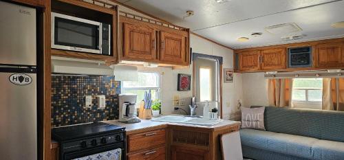 Homey Fifth Wheel Haven in Howey in the Hills Homey Fifth Wheel Haven in Howey in the Hills