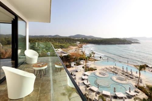 Erkély/terasz, Bless Hotel Ibiza - The Leading Hotels of The World in Santa Eularia des Riu Erkély/terasz, Bless Hotel Ibiza - The Leading Hotels of The World in Santa Eularia des Riu