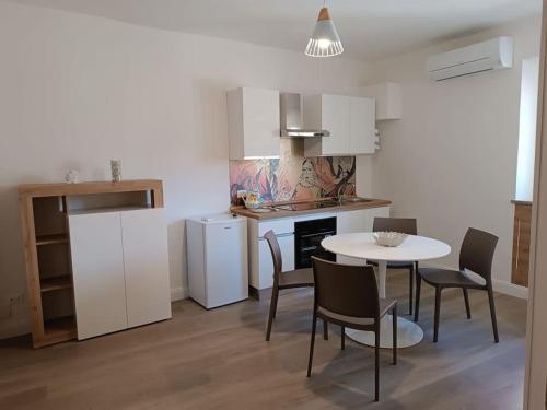 la casina dei cosmati in Civita Castellana la casina dei cosmati in Civita Castellana