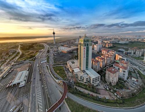 Kaya Istanbul Fair&Convention Hotel in Buyukcekmece Kaya Istanbul Fair&Convention Hotel in Buyukcekmece