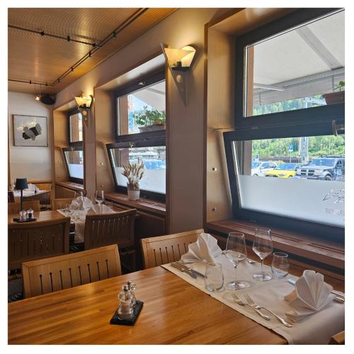 Restaurant, Hotel Forni in Airolo Restaurant, Hotel Forni in Airolo