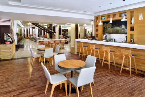 ردهة, فور بوينتس باي شيراتون الخالدية (Four Points by Sheraton Riyadh Khaldia) in الملز ردهة, فور بوينتس باي شيراتون الخالدية (Four Points by Sheraton Riyadh Khaldia) in الملز