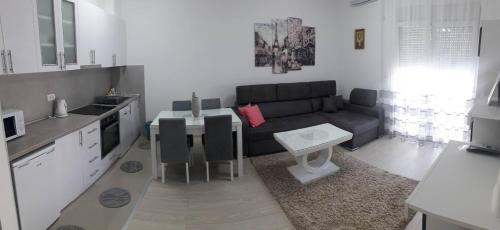 Apartman Vukosavljević (Apartman Vukosavljevic) in Banja Koviljaca Apartman Vukosavljević (Apartman Vukosavljevic) in Banja Koviljaca