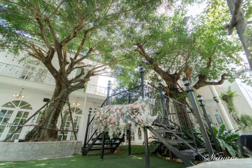 Shared lounge/TV area, Bananaleaf Wedding Cafe & Resort in Nakhon Chai Si Shared lounge/TV area, Bananaleaf Wedding Cafe & Resort in Nakhon Chai Si
