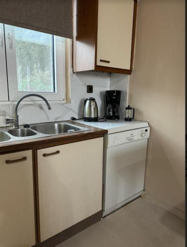 Kitchen, Classic apartment Meronas in Stavros Kitchen, Classic apartment Meronas in Stavros