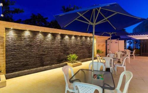 Létesítmények, Hotel deluxe oasis de la colina boutique in Girardot Létesítmények, Hotel deluxe oasis de la colina boutique in Girardot