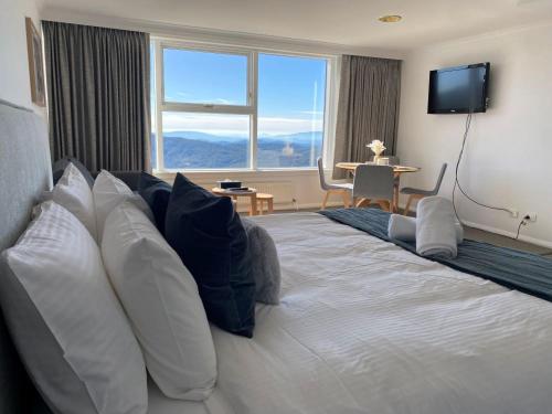 Chalet Mt Buller Hotel in Mount Buller Chalet Mt Buller Hotel in Mount Buller