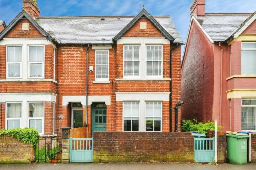 Stunning, newly renovated, Edwardian townhouse