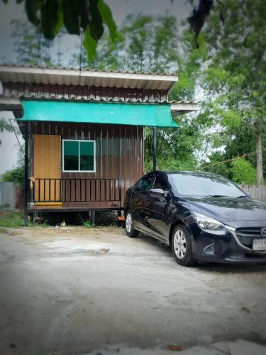 คุณยายรีสอร์ท in Sung Noen คุณยายรีสอร์ท in Sung Noen