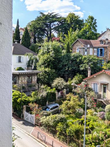 View, Appartement 3 pieces a seulement 5km de Paris - for 2 to 7 Guests ! in Fontenay-aux-Roses View, Appartement 3 pieces a seulement 5km de Paris - for 2 to 7 Guests ! in Fontenay-aux-Roses