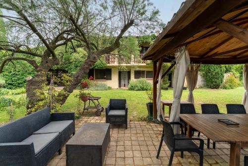 Le Colombier - Cambalala in Barbentane Le Colombier - Cambalala in Barbentane